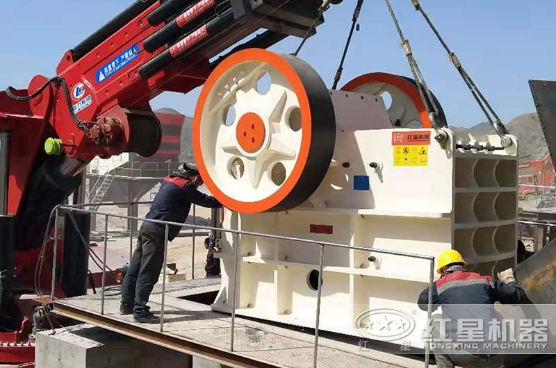 颚式破碎机 颚式破碎机