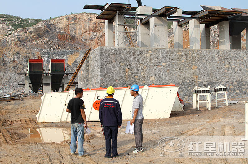 红星工作人员到场指导安装石灰石ku游登录平台
红星工作人员到场指导安装石灰石ku游登录平台